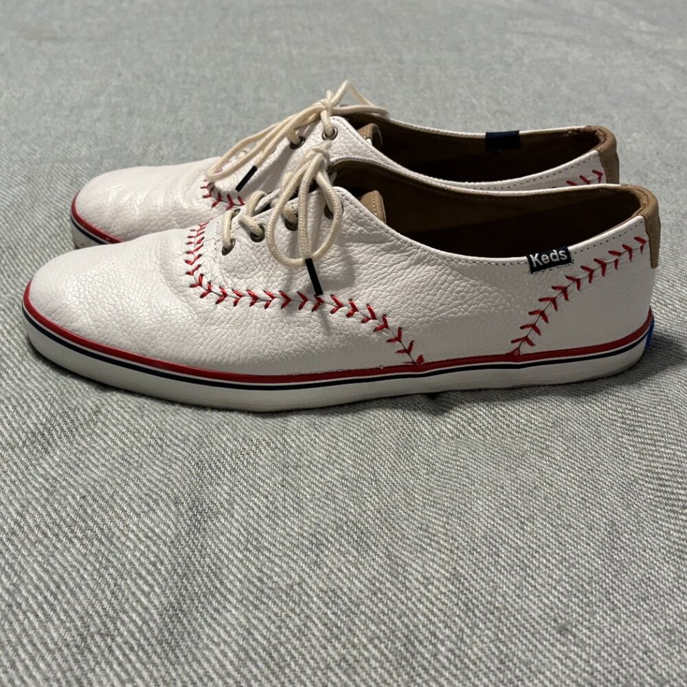 KEDS Champion Pennant Leather Lace Up Baseball Mom Sneaker, 9.5 WIDE